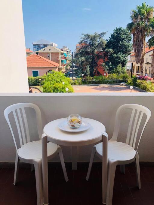 Pietra Ligure - Essential With Swimming Pool Apartamento Exterior foto